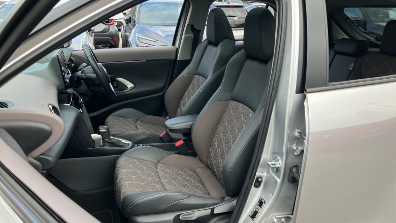 Toyota Yaris Cross 1.5 Hybrid Excel AWD 5dr CVT Hybrid Estate